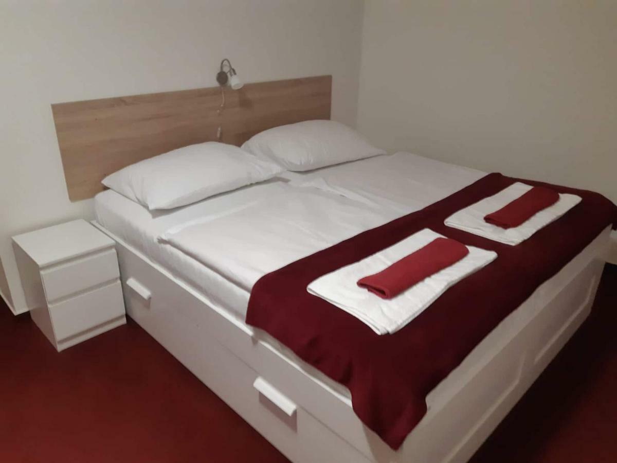 Penzion Quattro Usti nad Orlici Luaran gambar